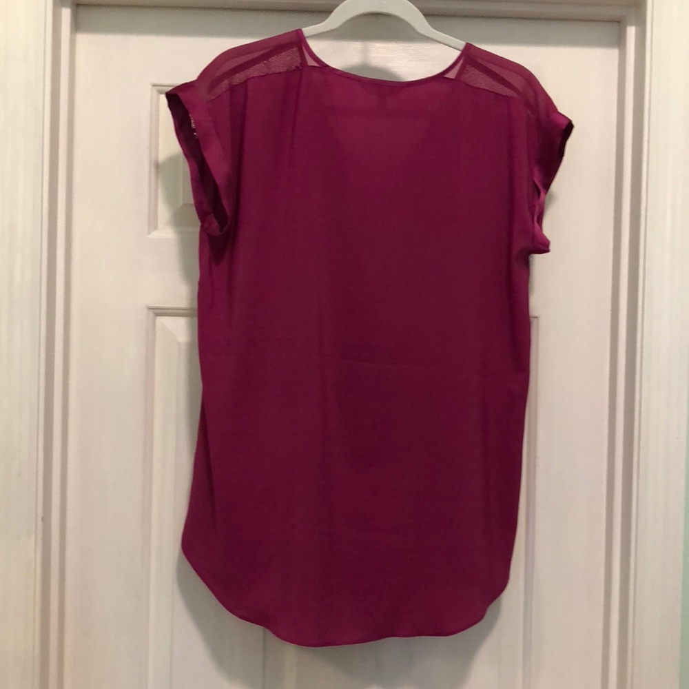 Express Lace Blouse - Picture 4 of 5